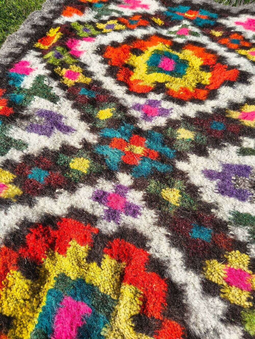 Handwoven Ukranian Wool Rug Colorful Geometric - Picture 11 of 12